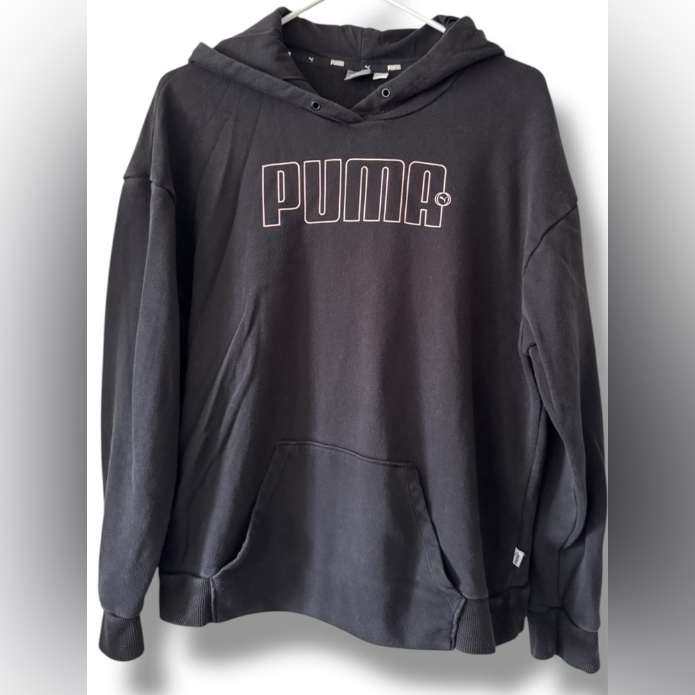 PUMA Black Pullover Hoodie – Size M – Unisex Fit